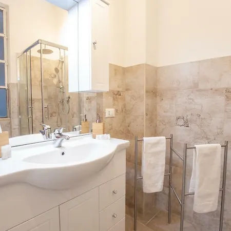 Apartment Traveller's In Gourmet District Near Center!